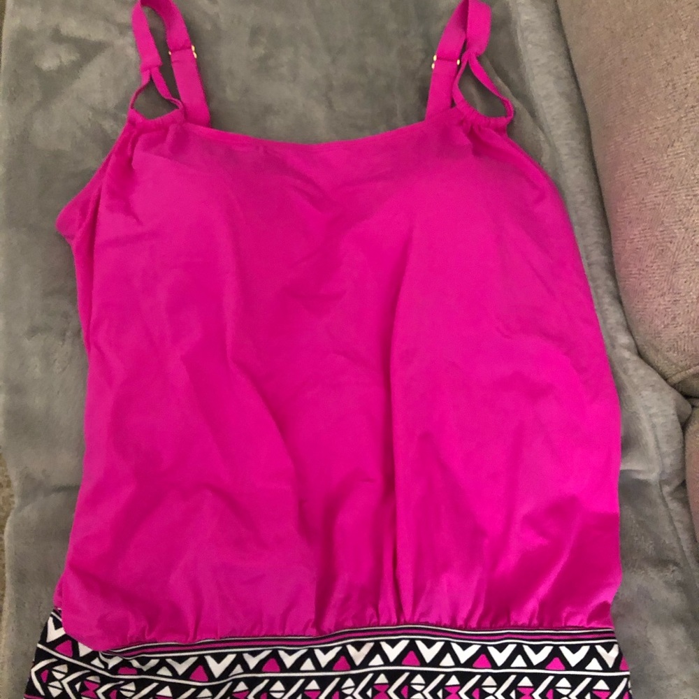 Women’s Hot Pink Tankini Top